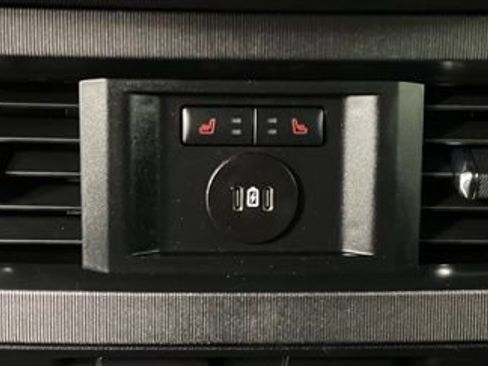 Used 2024 Ford F350 Platinum image 47