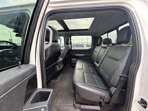 Used 2024 Ford F250 Lariat w/ Lariat Ultimate Package AWD/4WD image 8