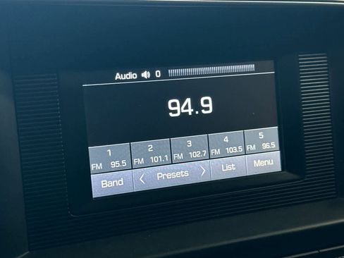 Used 2019 Hyundai Elantra SE w/ Cargo Package image 19