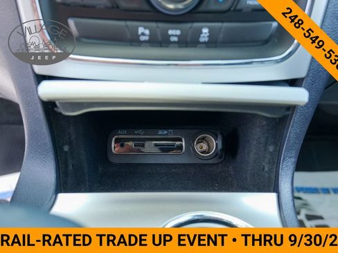 Used 2015 Jeep Grand Cherokee Overland AWD/4WD image 24