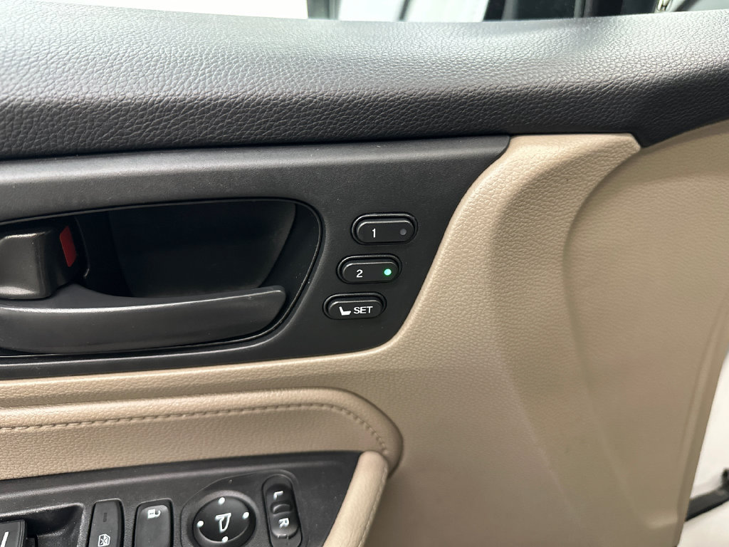 Used 2018 Honda Odyssey EX-L image 12
