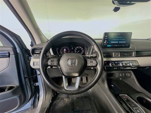 Used 2024 Honda Pilot EX-L image 13