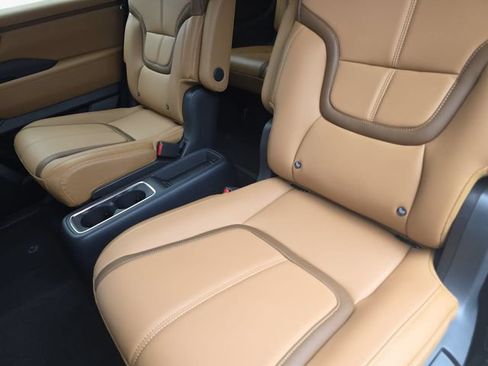 New 2026 Nissan Armada SL w/ Captain's Chari Seat Package AWD/4WD image 11
