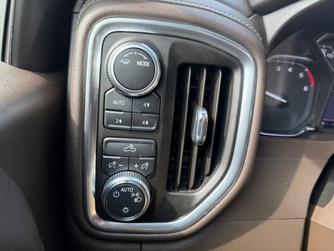 Used 2021 GMC Sierra 1500 SLE AWD/4WD image 22
