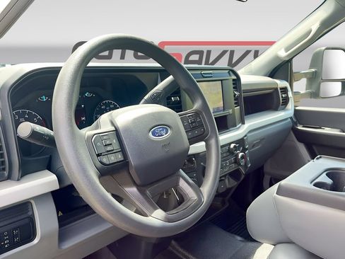 Used 2026 Ford F250 XL AWD/4WD image 11