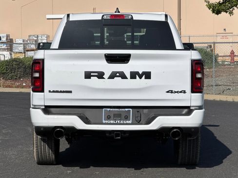 New 2026 RAM 1500 Laramie AWD/4WD image 4