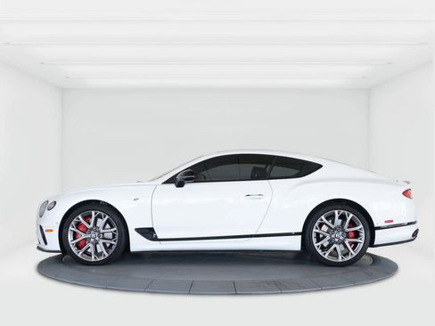Used 2023 Bentley Continental GT S image 2