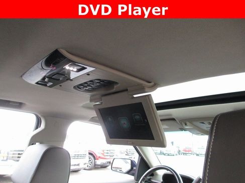 Used 2019 GMC Yukon XL Denali w/ Denali Ultimate Package image 16