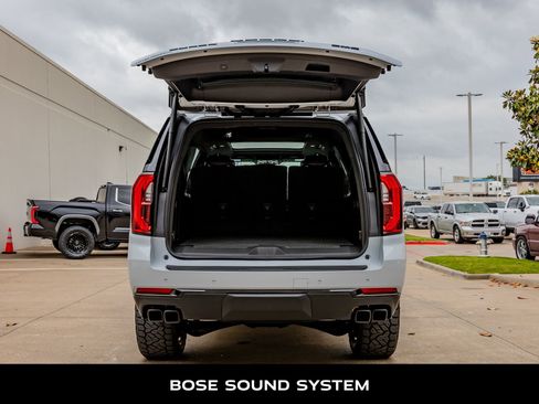 Used 2026 GMC Yukon XL Denali Ultimate image 9