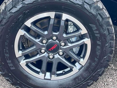 Used 2024 Toyota Tacoma TRD Sport w/ TRD Sport Upgrade Package AWD/4WD image 14