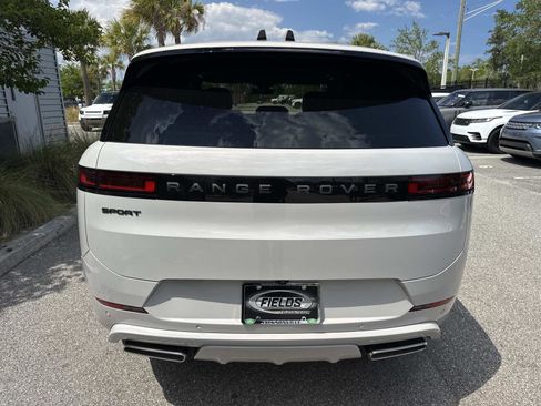 New 2026 Land Rover Range Rover Sport Dynamic SE AWD/4WD image 7