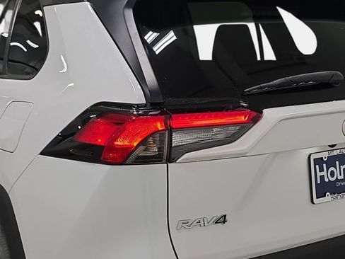Certified 2023 Toyota RAV4 XLE AWD/4WD image 30