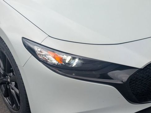 Used 2024 MAZDA MAZDA3 s FWD image 9