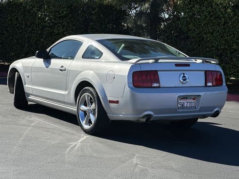 Used 2007 Ford Mustang GT Premium image 4