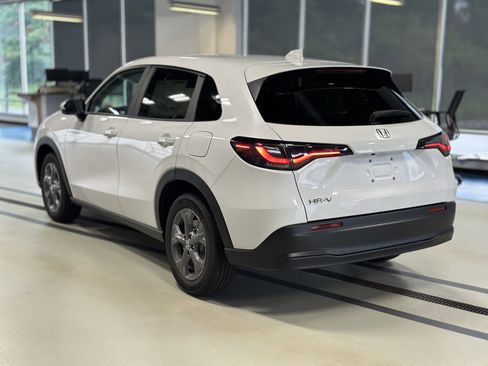 New 2026 Honda HR-V LX image 7