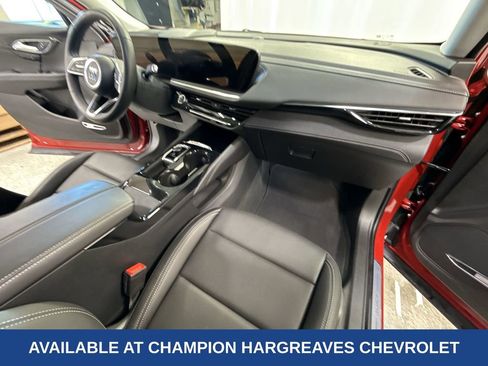 Used 2025 Buick Envision Preferred image 38