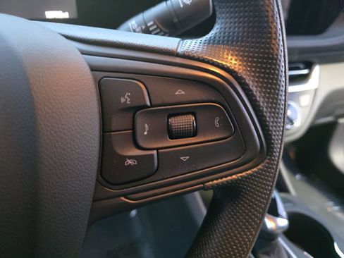 Used 2024 Buick Envista Preferred image 18