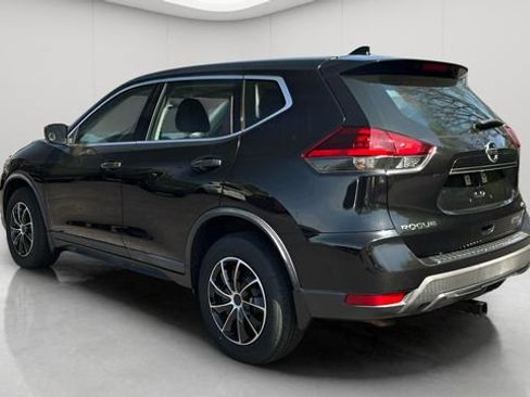 Used 2018 Nissan Rogue S AWD/4WD image 8