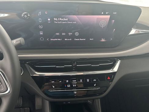 New 2026 Buick Envista Avenir image 23