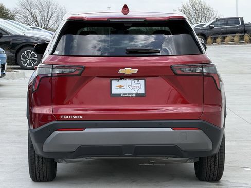New 2026 Chevrolet Equinox LT w/ Safety and Technology Package image 5