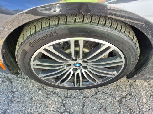 Used 2018 BMW 540i xDrive 540i X drive M Sport Pkg image 9