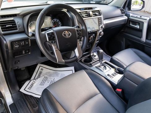 Used 2022 Toyota 4Runner SR5 Premium w/ Moonroof Package AWD/4WD image 14
