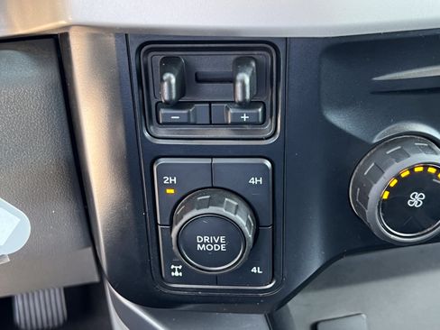Used 2024 Ford F350 XLT w/ FX4 Off-Road Package AWD/4WD image 18