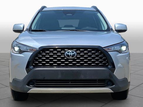 Used 2024 Toyota Corolla Cross LE w/ Moonroof Package AWD/4WD image 4