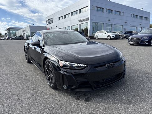 Used 2023 Audi RS e-tron GT w/ Carbon Performance Package image 1