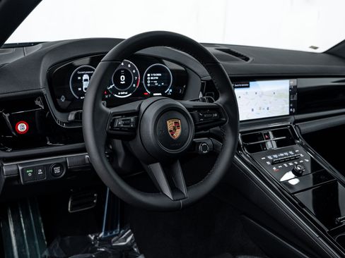 Certified 2026 Porsche Panamera 4 AWD/4WD image 14