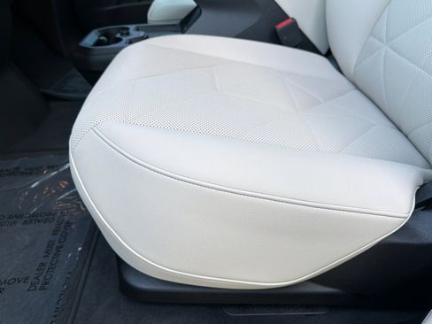Used 2026 BMW iX xDrive45 AWD/4WD image 14