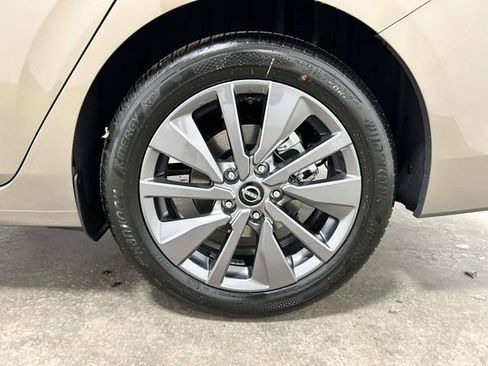 New 2026 Nissan Sentra SL FWD image 7