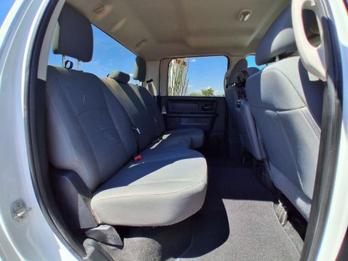 Used 2017 RAM 2500 Tradesman w/ Chrome Appearance Group AWD/4WD image 25