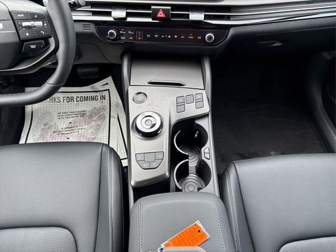 New 2026 Kia Sportage EX image 12