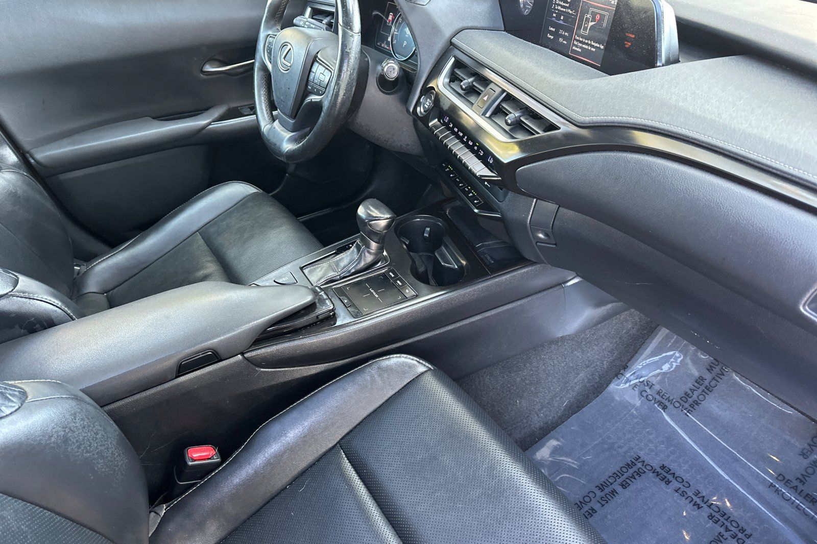 Used 2019 Lexus UX 200 w/ Premium Package FWD image 17