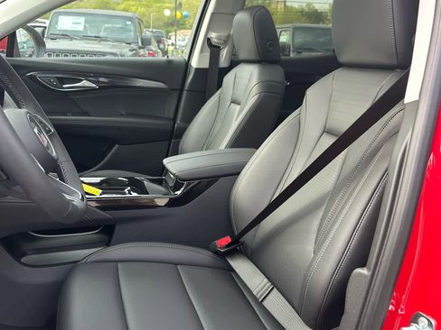 New 2025 Buick Envision Preferred image 12