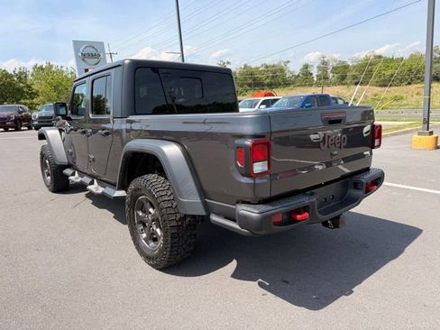 Used 2022 Jeep Gladiator Rubicon w/ Cold Weather Group AWD/4WD image 7