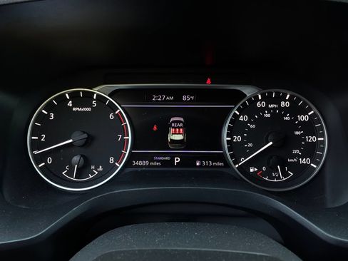 Used 2025 Nissan Rogue SV FWD image 37