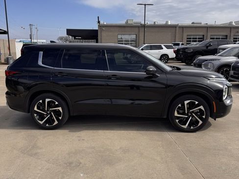 Used 2024 Mitsubishi Outlander SEL image 9