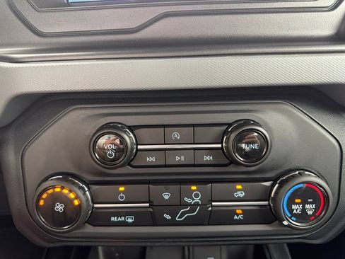 Certified 2023 Ford Bronco 2-Door AWD/4WD image 23