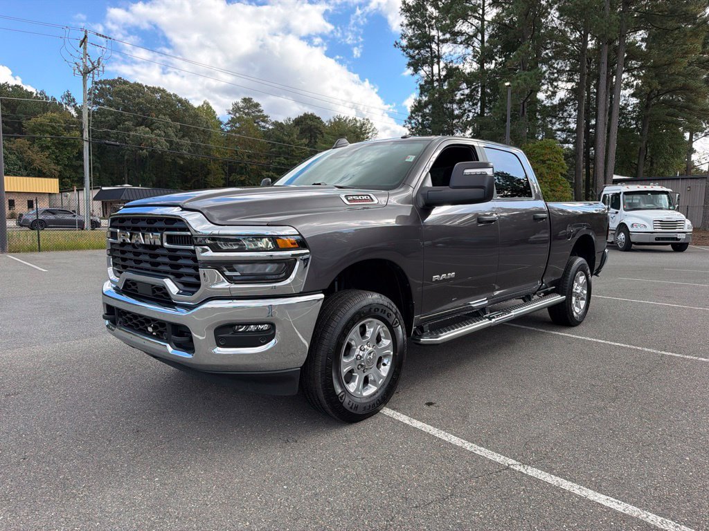 Used 2026 RAM 2500 Big Horn AWD/4WD image 2