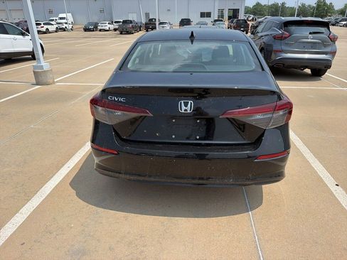 Used 2025 Honda Civic LX image 5