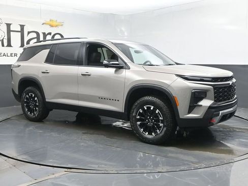 New 2026 Chevrolet Traverse Z71 w/ Driver Confidence Package image 6