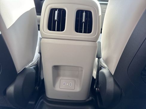 Used 2025 Hyundai Tucson SEL image 15