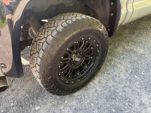 Used 2017 Toyota Tundra TRD Pro AWD/4WD image 14