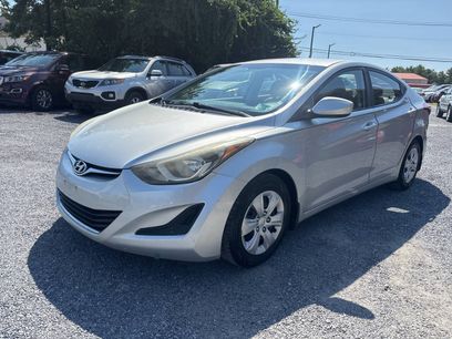 Used 2016 Hyundai Elantra SE