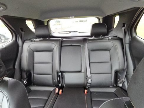 Used 2018 Chevrolet Equinox Premier FWD image 35
