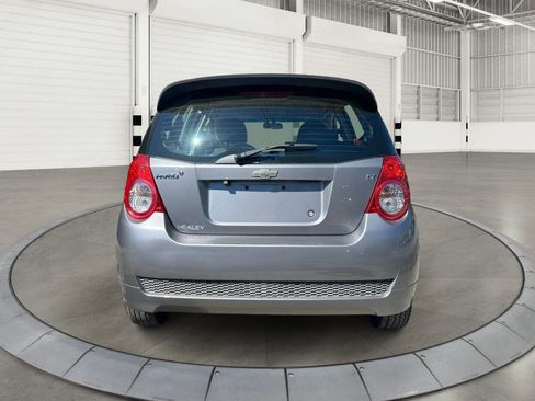 Used 2011 Chevrolet Aveo5 LT w/ Power and Convenience Package FWD image 4