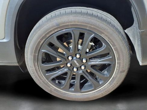 Used 2023 GMC Acadia SLT w/ Elevation Edition FWD image 32