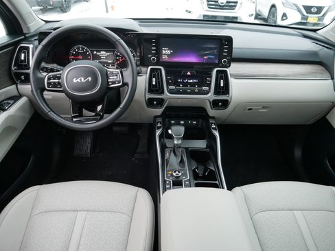 Certified 2023 Kia Sorento X-Line EX image 10